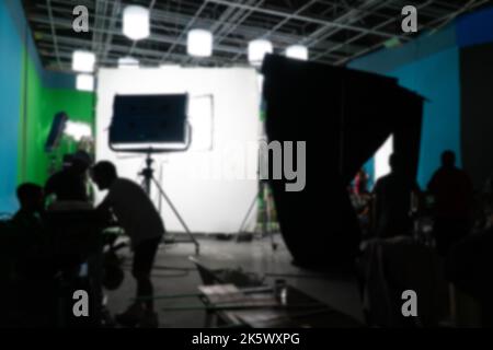 Jeu de films ou jeu de films. Photographie floue du lot de films. Concept en coulisses. Bruit et grain inclus Banque D'Images