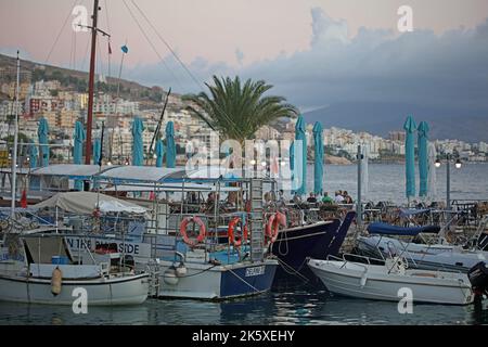 Sarande, Albanie, lundi 16 septembre 2022 belles vues de la ville été vibes haute qualité grand format impression de voyage Banque D'Images