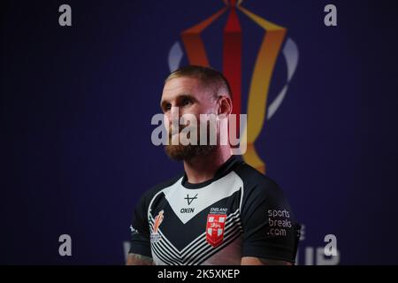 Manchester, Royaume-Uni. 10th octobre 2022. Musée des sciences et de l'industrie, Liverpool Road, Manchester, 10th octobre 2022. Lancement 2021 du tournoi de la coupe du monde de rugby Sam Tomkins d'Angleterre parle lors du lancement du tournoi de la coupe du monde de rugby 2021 crédit : Touchlinepics/Alamy Live News Banque D'Images