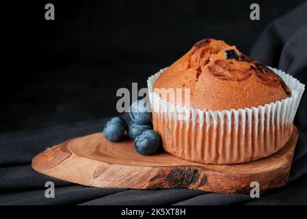photo de muffin frais sur fond Banque D'Images
