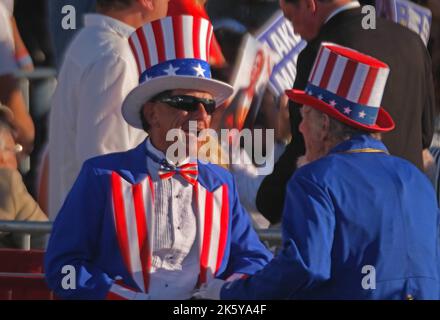 Mesa, Arizona, États-Unis. 9th octobre 2022. Make America Great Rally à Mesa, en Arizona, à la tête de l'ancien président Donald Trump . Trump faisait campagne pour les candidats républicains de l'Arizona à l'Amérique d'abord pour les élections de mi-mandat. (Image de crédit : © Christopher Brown/ZUMA Press Wire) Banque D'Images