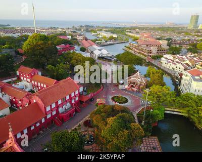 Vue aérienne de la ville de Malacca au lever du soleil Banque D'Images