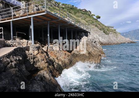 Conca dei Marini - Scorcio della piattaforma del Lido Capo di Conca Banque D'Images