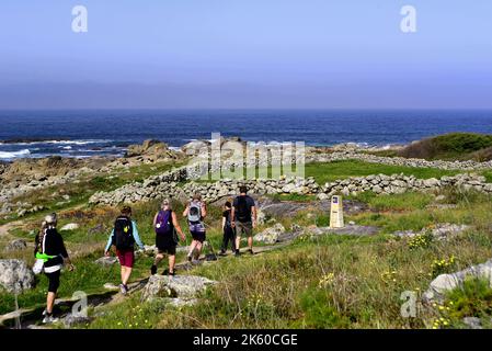 Groupe de pèlerins sur le Camino de Santiago Banque D'Images