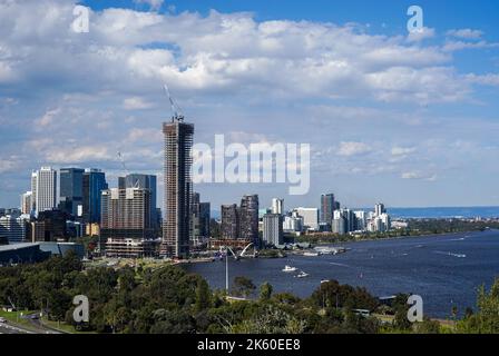 L'horizon de Perth en Australie occidentale avec le quartier des affaires du centre-ville. Banque D'Images