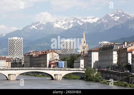 Vue sur la ville de Grenoble en France Banque D'Images