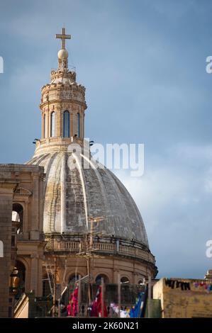 La Valette, capitale de la Culture 2018, dôme de l'Eglise Carmélite, île de Malte, mer Méditerranée, Europe Banque D'Images