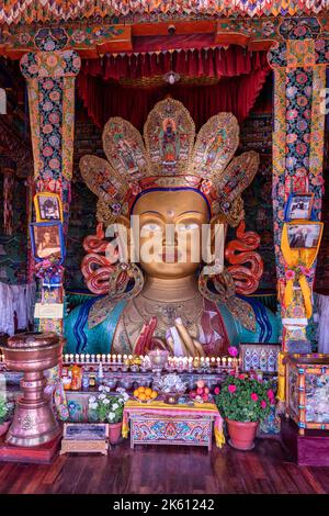 Statue du Bouddha Maitreya, monastère Thikse (Thiksay Gompa), Ladakh, Inde Banque D'Images