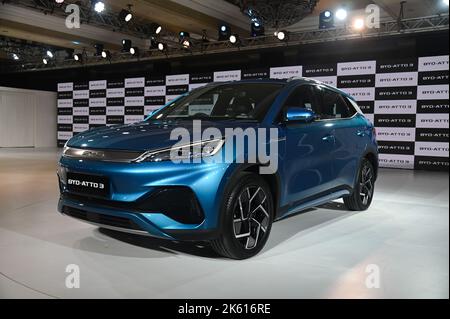 New Delhi, Delhi, Inde. 11th octobre 2022. Un BYD Atto 3 EV est affiché lors de son lancement à New Delhi. (Credit image: © Kabir Jhangiani/ZUMA Press Wire) Credit: ZUMA Press, Inc./Alamy Live News Banque D'Images