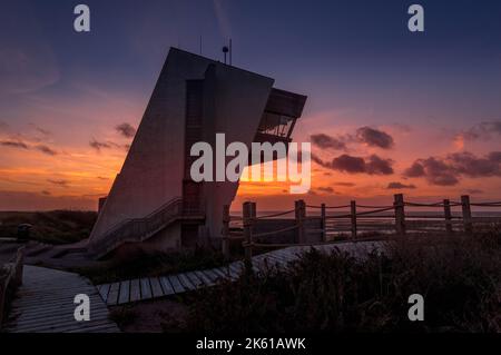 Rossall point Watch Tower au coucher du soleil Banque D'Images