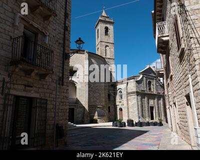 L'église de Santa Croce, (la chiesa di Santa Croce) Tempio Pausania, Sassari, Sardaigne, Italie. Banque D'Images