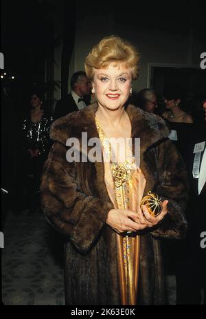 **PHOTO DE FICHIER** Angela Lansbury est décédée. Angela Lansbury 1986 crédit : Ralph Dominguez/MediaPunch Banque D'Images