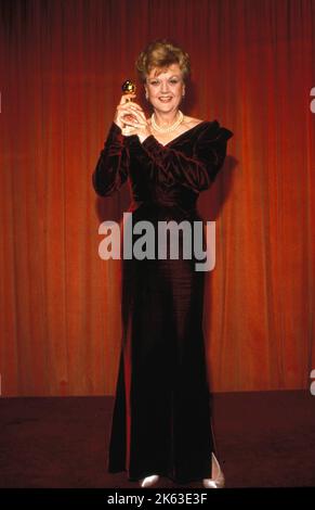 **PHOTO DE FICHIER** Angela Lansbury est décédée. Angela Lansbury 1987 crédit : Ralph Dominguez/MediaPunch Banque D'Images