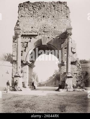 Photographie ancienne du XIXe siècle : arche de Drusus, Rome, Italie Banque D'Images