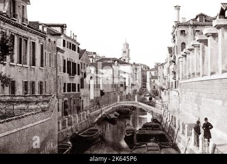 C.1890 Italie Venise Venezia - canal et le pont Banque D'Images