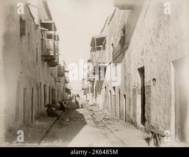 Photographie ancienne du XIXe siècle: Algérie, c.1890 - la rue Ouled Nail, Biskra. Banque D'Images