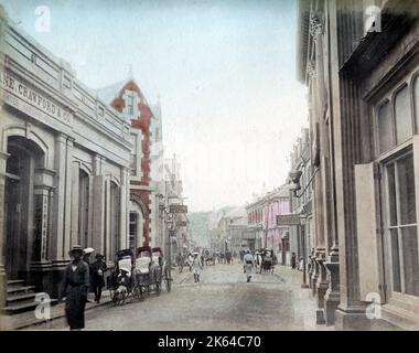 Photographie ancienne de la fin du XIXe siècle : rue dans la colonie étrangère, Yokohama, Japon. Banque D'Images