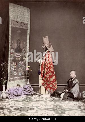 C. 1880 Japon - prêtre bouddhiste Banque D'Images