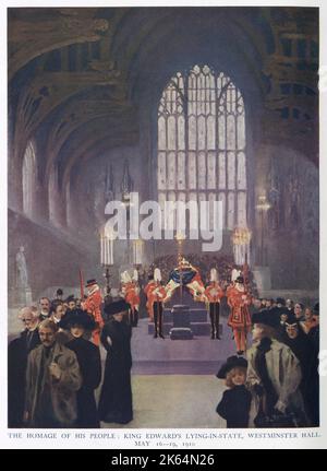 L'hommage de son peuple : le roi Édouard VII est resté dans l'état à Westminster Hall du 16 au 19 mai 1910. Banque D'Images