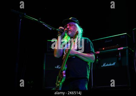 Glasgow, Royaume-Uni. 11th octobre 2022. Photographies de Dinosaur dans la représentation à la Queen Margaret Union à Glasgow le 11th octobre 2022 crédit: Glasgow Green à l'heure d'hiver/Alamy Live News Banque D'Images