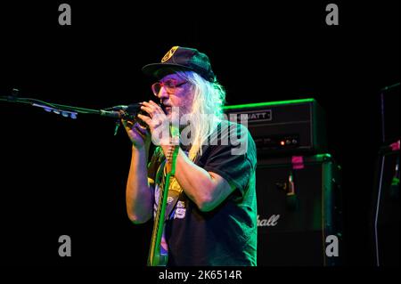 Glasgow, Royaume-Uni. 11th octobre 2022. Photographies de Dinosaur dans la représentation à la Queen Margaret Union à Glasgow le 11th octobre 2022 crédit: Glasgow Green à l'heure d'hiver/Alamy Live News Banque D'Images