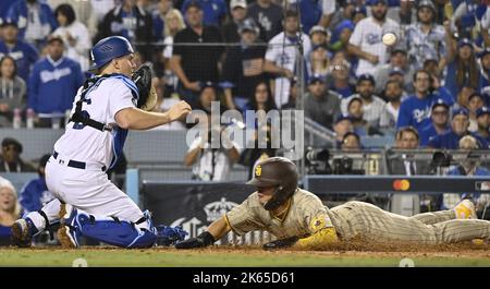 San Diego Padres shortstop Ha-Seong Kim fielding during the third inning of  a baseball game against the Los Angeles Dodgers, Tuesday, Sept. 27, 2022,  in San Diego. (AP Photo/Gregory Bull Stock Photo 