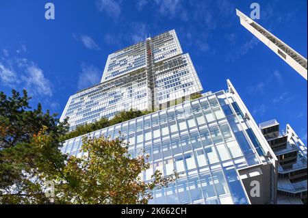 France. Paris (75) 17th arrondissement. Porte de Clichy. Situé dans le futur Grand Paris, le nouveau Palais de Justice inauguré en avril 2018 est t Banque D'Images