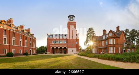 28 6 2022 dortoir d'étudiants et autres bâtiments de collège à Selwyn College. Il s'agit d'un collège de l'Université de Cambridge, en Angleterre, au Royaume-Uni Banque D'Images