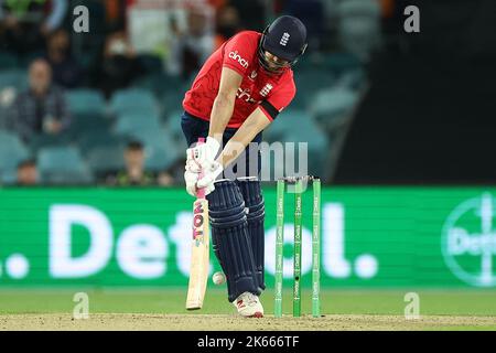 Dawid Malan d'Angleterre est vu pendant le Dettol T20I série 2 de 3 Match Australie contre l'Angleterre à Manuka Oval, Canberra, Australie, 12th octobre 2022 (photo par Patrick Hoelscher/News Images) Banque D'Images