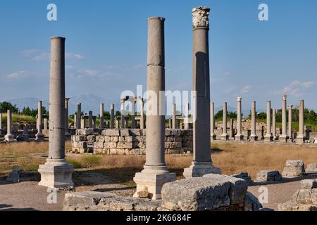 Agora de Perge, ruines de la ville romaine de Perge, Antalya, Turquie Banque D'Images