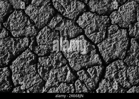 Désert. Vue d'une magnifique fissure dans le sol. texture, fissure profonde. Effets de la chaleur et de la sécheresse. effets du réchauffement de la planète. désert craqué Banque D'Images