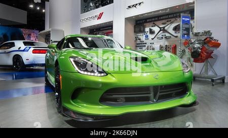 DETROIT, MI/USA - JANVIER 13 : une voiture Viper SRT (Dodge) 2014 au salon international de l'auto nord-américain (NAIS). Banque D'Images