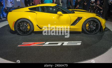 DETROIT, MI/États-Unis - JANVIER 13 : la Corvette Z06 2014 de Chevrolet est annoncée au salon de l'auto de l'Amérique du Nord (NAIAS). Banque D'Images