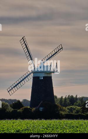 Moulin à vent près de Burnham Overy Staithe, Norfolk Banque D'Images