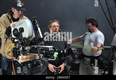 JERRY BRUCKHEIMER, PIRATES DES CARAÏBES : LA MALÉDICTION DE LA PERLE NOIRE, 2003 Banque D'Images