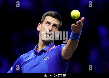 Photo du dossier datée du 24-09-2022 de Novak Djokovic. Tennis Australia a déclaré qu'elle quittera le gouvernement national pour déterminer si Novak Djokovic, l'ancien numéro un mondial, peut entrer dans le pays avant l'Open d'Australie de janvier. Date de publication : mercredi 12 octobre 2022. Banque D'Images