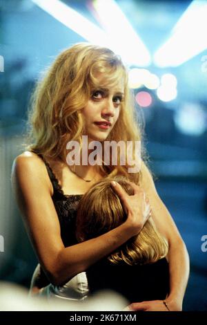 BRITTANY MURPHY, Dakota Fanning, UPTOWN GIRLS, 2003 Banque D'Images