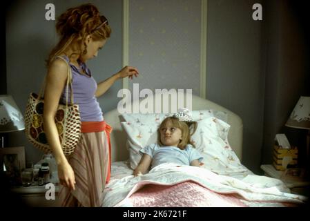 BRITTANY MURPHY, Dakota Fanning, UPTOWN GIRLS, 2003 Banque D'Images