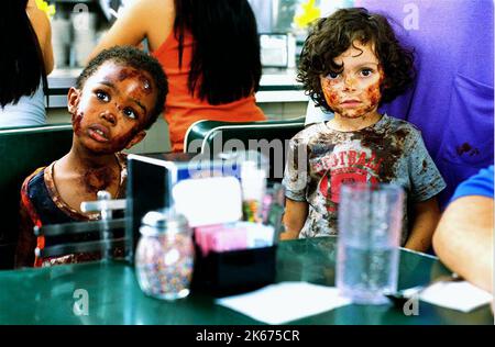 KHAMANI GRIFFIN, TITULAIRE MAX BURKHOLDER, DADDY DAY CARE, 2003 Banque D'Images