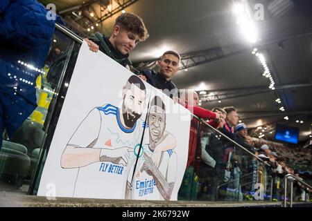 Varsovie, Pologne. 11th octobre 2022. Les fans du Real Madrid ont été vus lors du match de football du Groupe F de la Ligue des champions de l'UEFA 2022/23 entre Shakhtar Donetsk et le FC Real Madrid au stade municipal de Warm Jozef Pilsudski Legia Warsaw. Score final; Shakhtar Donetsk 1:1 Real Madrid. (Photo par Attila Husejnow/SOPA Images/Sipa USA) crédit: SIPA USA/Alay Live News Banque D'Images