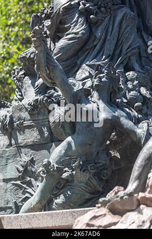 Belle photo de la fontaine allemande est une fontaine monumentale située dans le Parque Forestal à Santiago Chili Banque D'Images