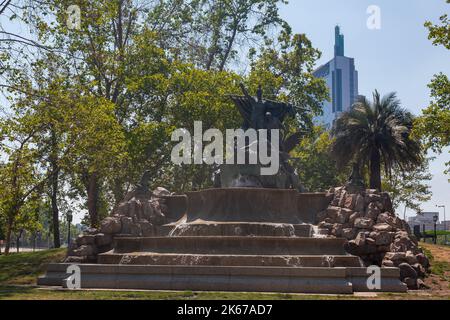 Belle photo de la fontaine allemande est une fontaine monumentale située dans le Parque Forestal à Santiago Chili Banque D'Images