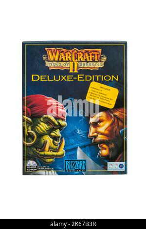 Warcraft II Tides of Darkness deluxe-édition jeu d'ordinateur isolé sur fond blanc Banque D'Images