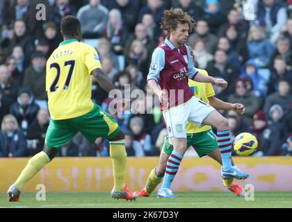 27th octobre 2012 - Barclays Premier League - Aston Villa vs Norwich City - Brett Holman of Aston Villa. - Photo: Paul Roberts / Pathos. Banque D'Images