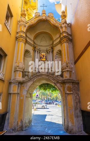 La Porta delle Saline, porte baroque originale de la ville historique de Rapallo. Ligurie, Italie. Banque D'Images