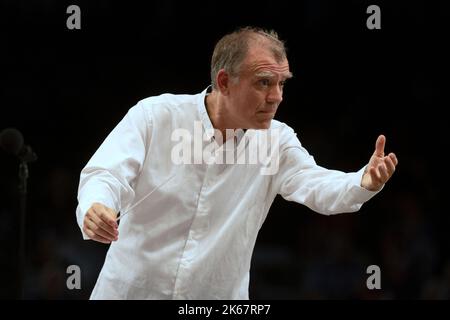 Christopher Wilkins dirige le concert d'été en plein air du Boston Landmarks Orchestra au Hatch Shell sur l'Esplanade, Boston, Massachusetts Banque D'Images
