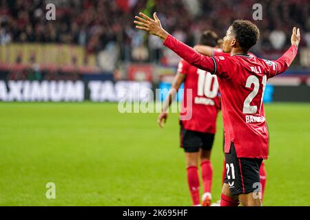 LEVERKUSEN, ALLEMAGNE - OCTOBRE 12 : amine Adli de Bayer 04 Leverkusen célèbre le premier but du match de la Ligue des champions de l'UEFA entre Bayer 04 Leverkusen et le FC Porto à la BayArena sur 12 octobre 2022 à Leverkusen, Allemagne (photo de Joris Verwijst/Orange Pictures) Banque D'Images