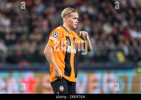 Varsovie, Pologne. 11th octobre 2022. Mykhailo Mudryk de Shakhtar vu lors du match du groupe de la Ligue des champions de l'UEFA entre le FC Shakhtar Donetsk et le Real Madrid au stade municipal du Maréchal Jozef Pilsudski Legia de Varsovie. Note finale; FC Shakhtar Donetsk 1:1 Real Madrid. Crédit : SOPA Images Limited/Alamy Live News Banque D'Images