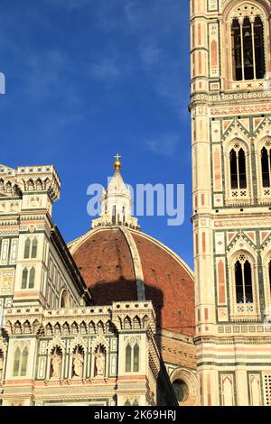 Détail de la Duomo di Firenze, Cathédrale de Santa Maria del Fiore, Florence Banque D'Images