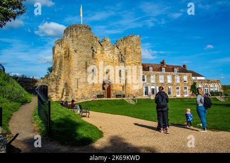 Château de Tonbridge et manoir (côté sud) Banque D'Images